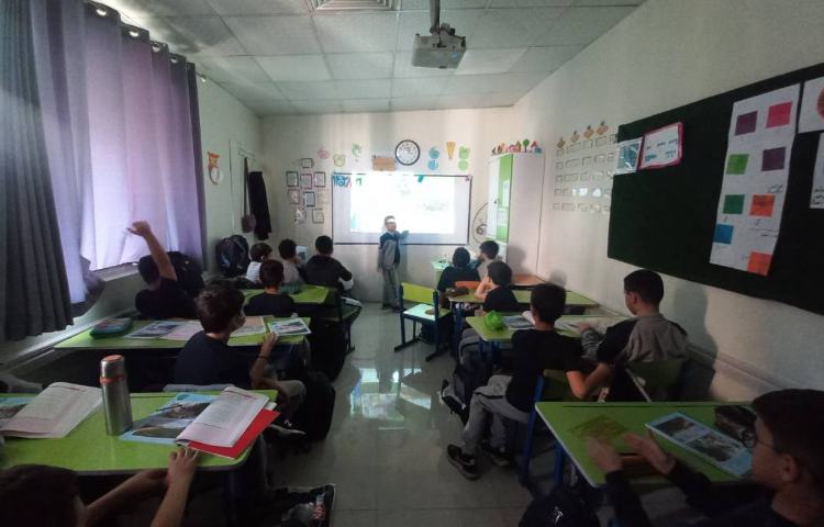 زنگ مطالعات و بیان تفاوت های شهر و روستا توسط دانش آموزان 1