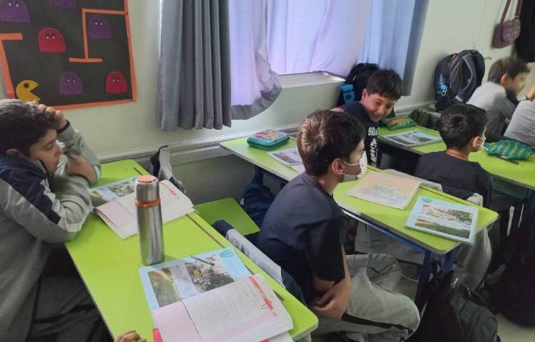 زنگ مطالعات و بیان تفاوت های شهر و روستا توسط دانش آموزان 2