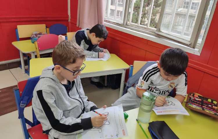 زنگ مهارت دست ورزی: آشنایی با خط بریل جهت هماهنگی دست و چشم 3