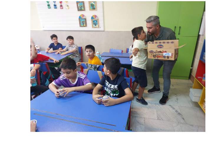 زنگ میان وعده کلاس سوم 2 4