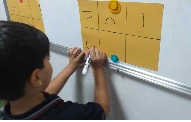 زنگ نوشتاری آموزش ترسیم انواع خطوط با استفاده از بازی 5