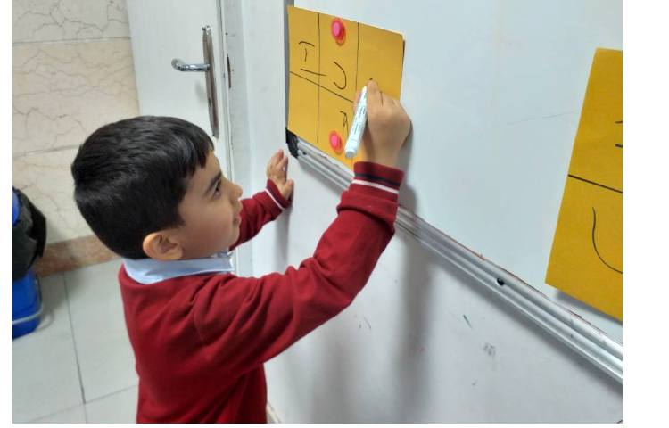 زنگ نوشتاری آموزش ترسیم انواع خطوط با استفاده از بازی 8