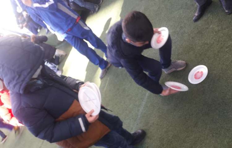 زنگ های تفریح دوشنبه های شاد زبانی 11