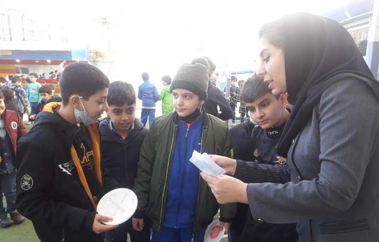 زنگ های تفریح دوشنبه های شاد زبانی 6