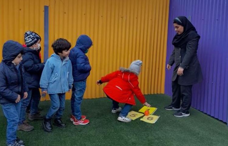 زنگ های تفریح دوشنبه های شاد زبانی 6