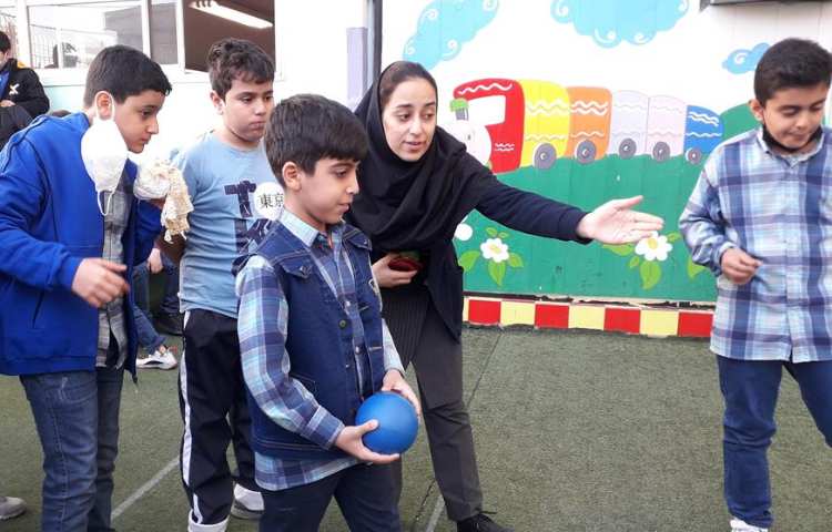 زنگ های تفریح شاد دوشنبه های زبانی 11