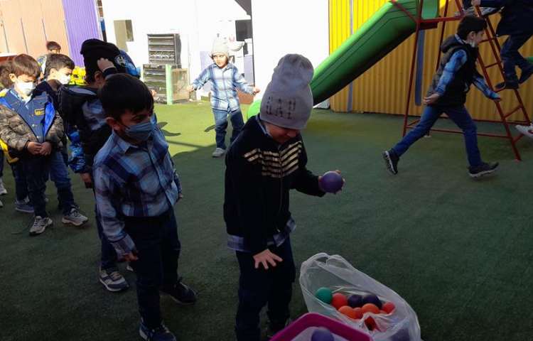 زنگ های تفریح شاد دوشنبه های زبانی 14