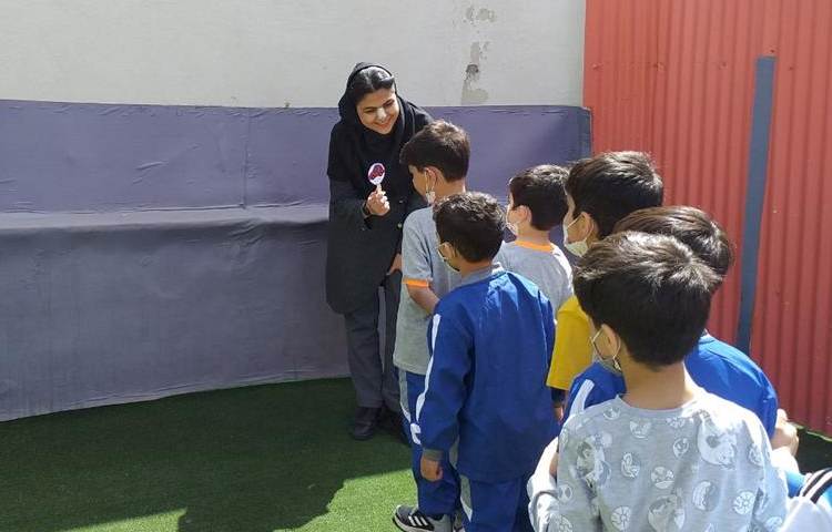 زنگ های تفریح شاد زبانی دانش آموزان دبستان علوی 12