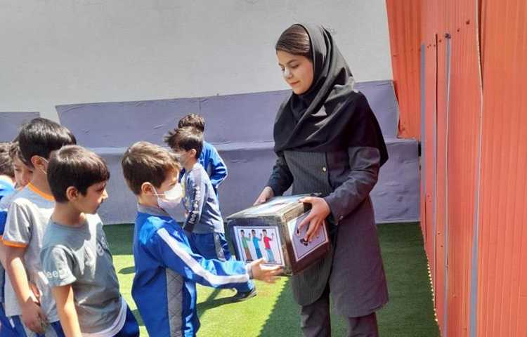 زنگ های تفریح شاد زبانی دبستان علوی 2