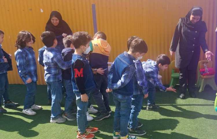 زنگ های تفریح شاد زبانی دبستان علوی 3