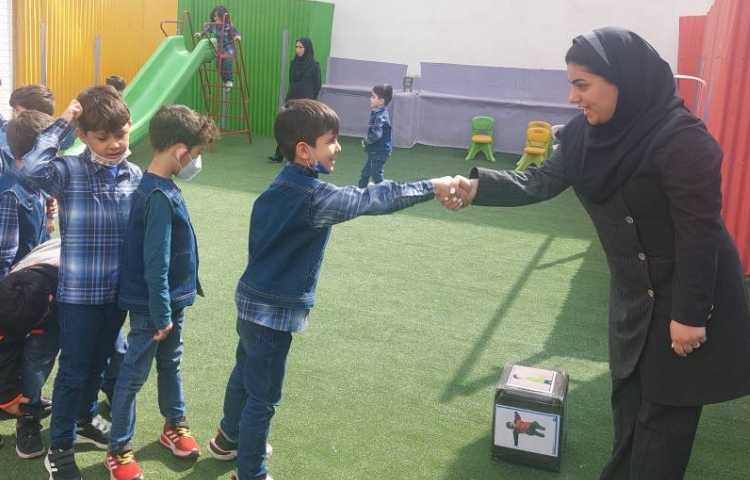 زنگ های تفریح شاد زبانی دبستان علوی 6