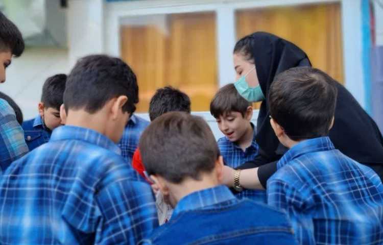 زنگ های تفریح شاد زبانی دبستان علوی 7