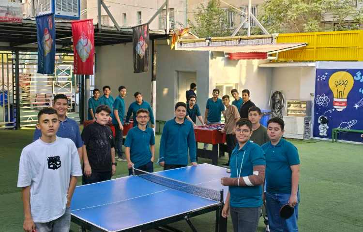 زنگ های ورزشی و فوتسال پایه نهم 3