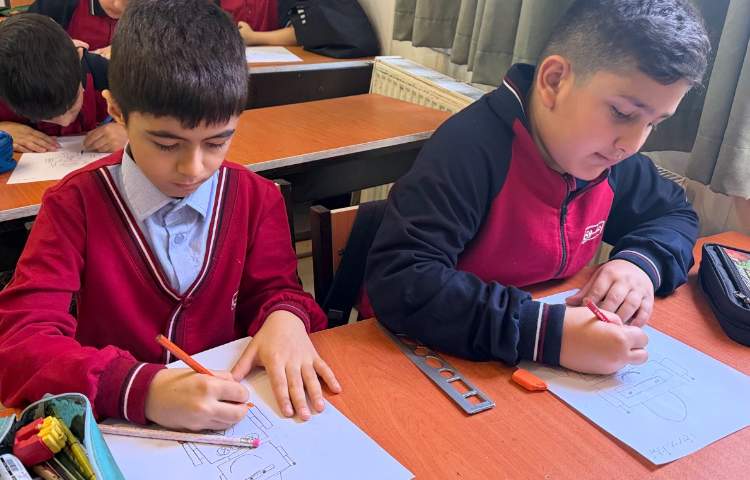 زنگ هنر نقاشی با اشکال هندسی 2