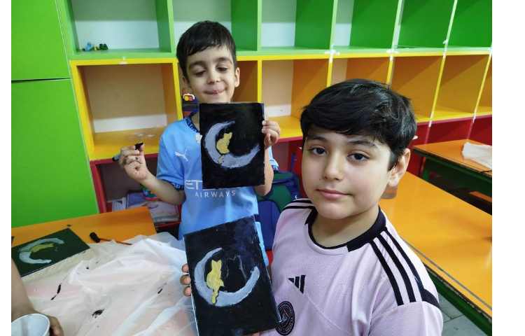 زنگ هنر پایه ی سوم(نقاشی روی پلکسی با رنگ ویترای) 13