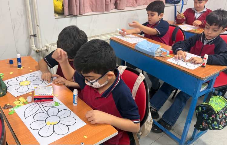 زنگ هنر کار با کلاژ 1