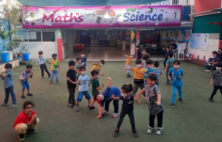 :زنگ ورزش، بازی استپ مجسمه، کلاس قاصدک 1