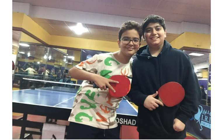 زنگ ورزش با آقای الیاسی آموزش تنیس 4