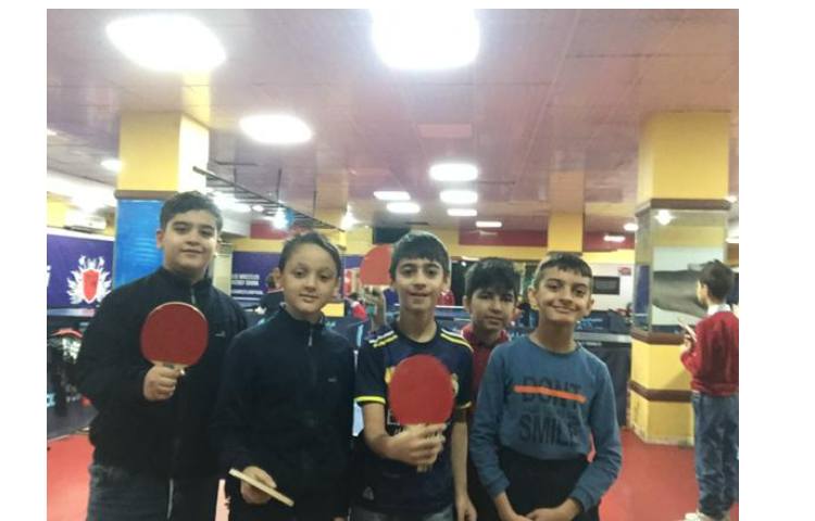 زنگ ورزش با آقای الیاسی آموزش تنیس 6