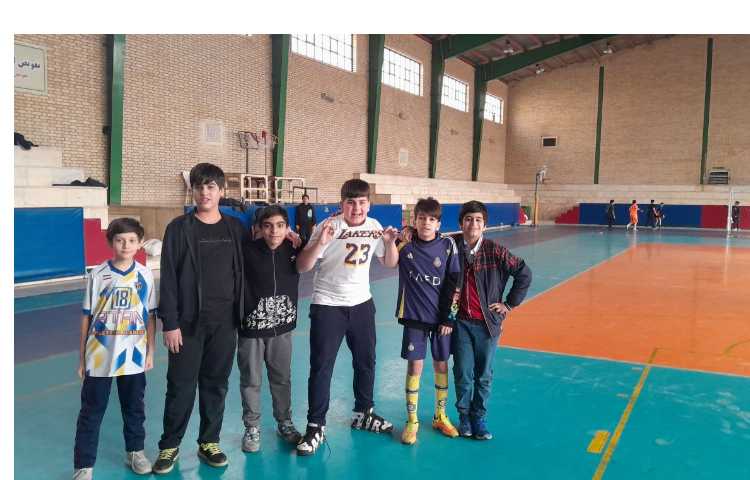 زنگ ورزش با آقای الیاسی 6