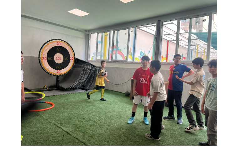 زنگ ورزش در پایگاه تابستانی 1