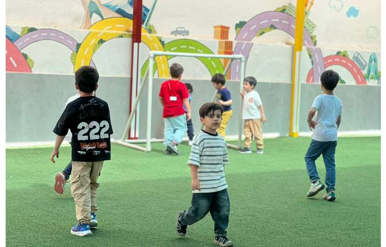 زنگ ورزش در پایگاه تابستانی 1