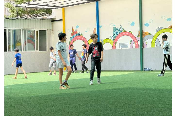 زنگ ورزش در پایگاه تابستانی 10