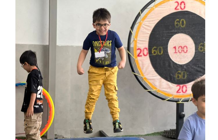 زنگ ورزش در پایگاه تابستانی 10