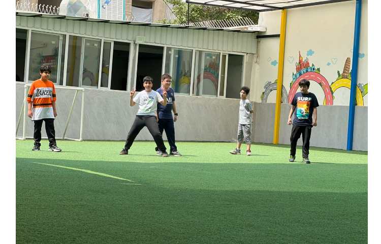 زنگ ورزش در پایگاه تابستانی 12