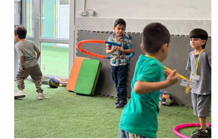 زنگ ورزش در پایگاه تابستانی 12