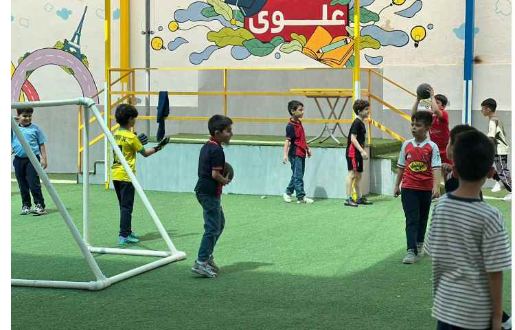 زنگ ورزش در پایگاه تابستانی 12