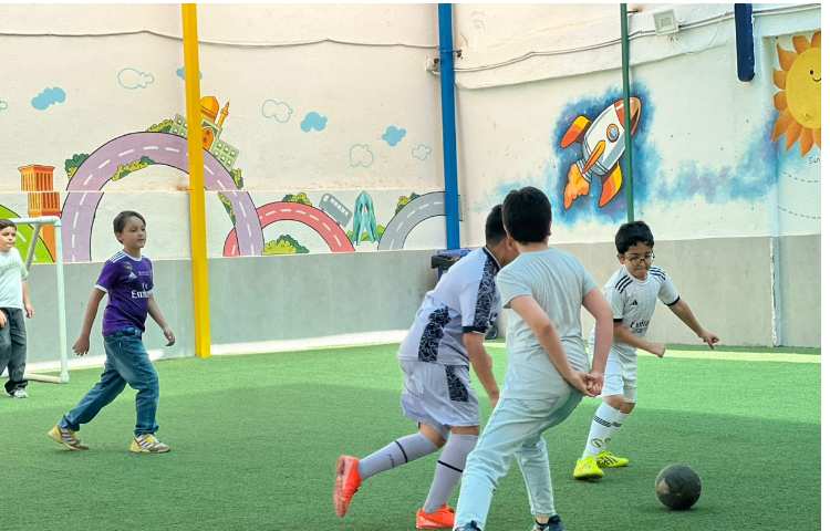 زنگ ورزش در پایگاه تابستانی 14