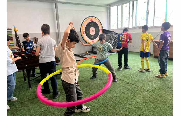 زنگ ورزش در پایگاه تابستانی 17