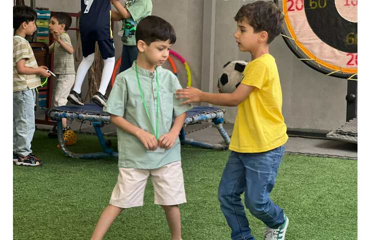 زنگ ورزش در پایگاه تابستانی 3