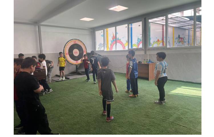 زنگ ورزش در پایگاه تابستانی 4