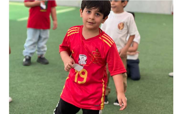 زنگ ورزش در پایگاه تابستانی 4