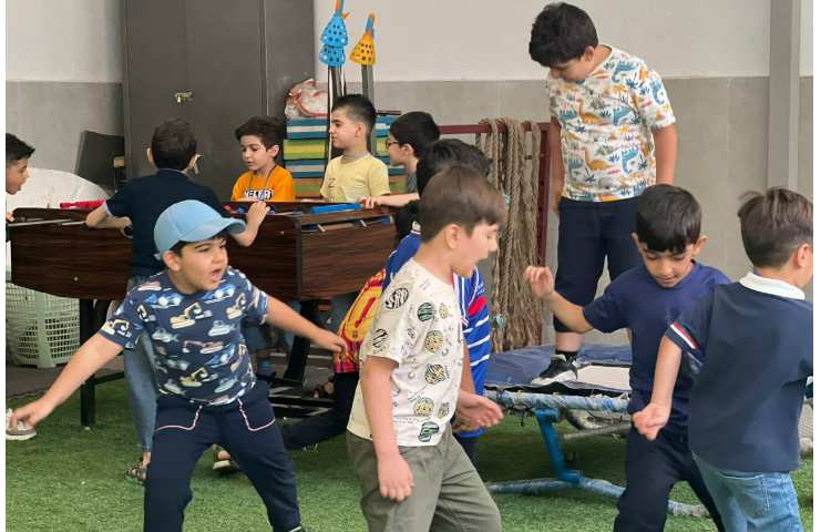 زنگ ورزش در پایگاه تابستانی 8