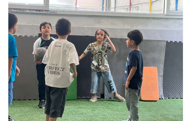 زنگ ورزش در پایگاه تابستانی 8