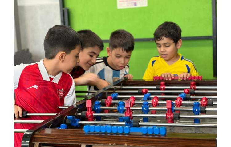 زنگ ورزش در پایگاه تابستانی 8