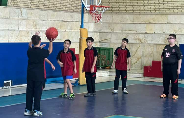 زنگ ورزش و سلامتی در سالن ورزشی 1