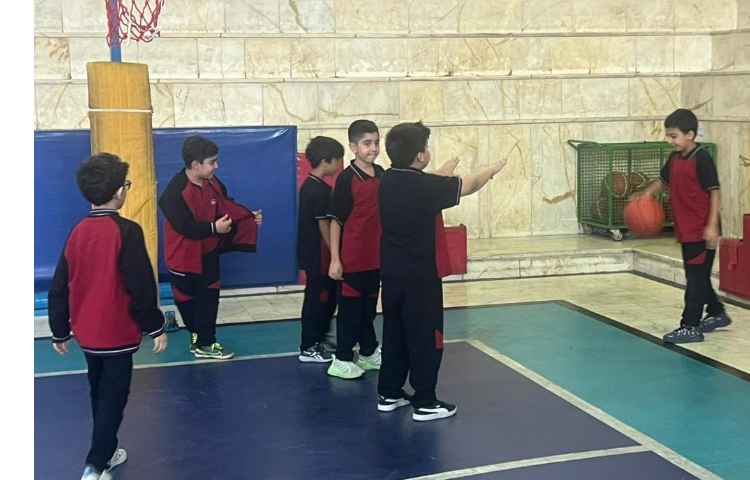 زنگ ورزش و سلامتی در سالن ورزشی 2