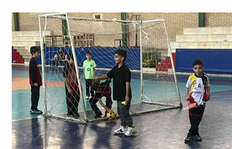 زنگ ورزش و سلامتی در سالن ورزشی 2