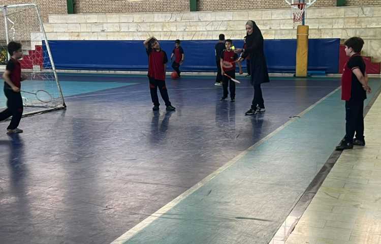 زنگ ورزش و سلامتی در سالن ورزشی 3