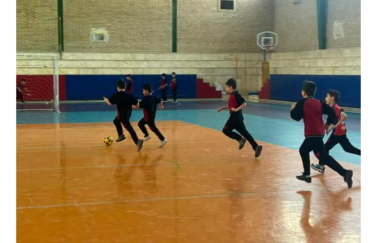 زنگ ورزش و سلامتی در سالن ورزشی 4