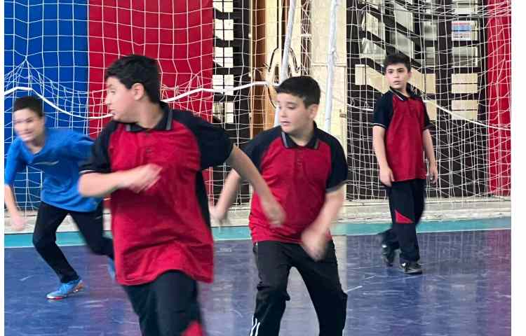 زنگ ورزش و سلامتی در سالن ورزشی 5