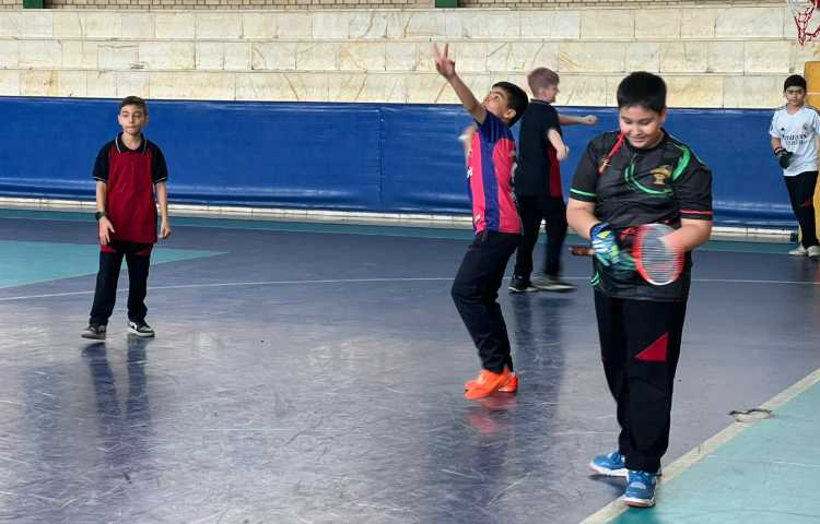 زنگ ورزش و سلامتی در سالن ورزشی 5