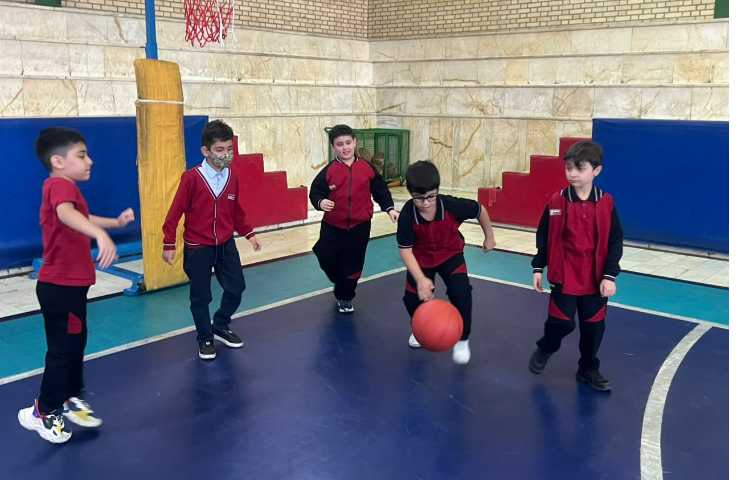 زنگ ورزش و سلامتی در سالن ورزشی 5