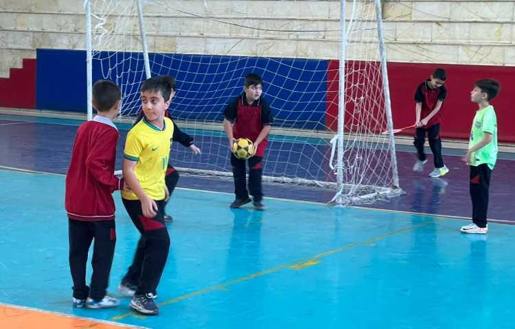 زنگ ورزش و سلامتی در سالن ورزشی 5