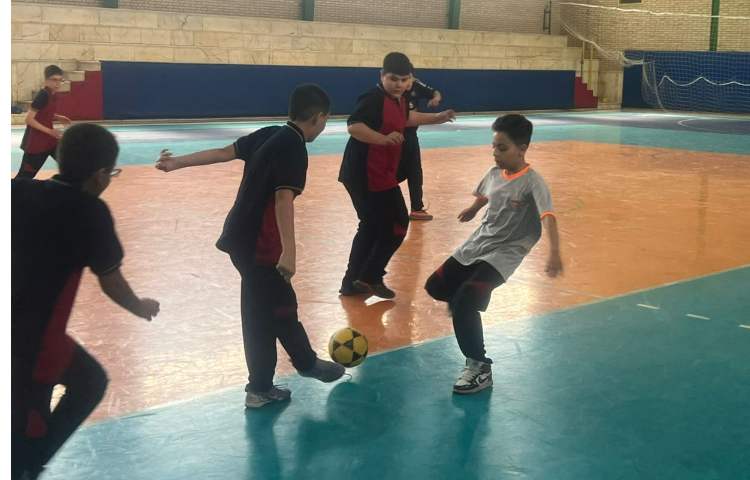 زنگ ورزش و سلامتی در سالن ورزشی 7