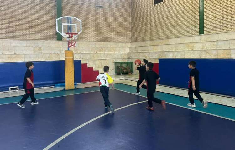 زنگ ورزش و سلامتی در سالن ورزشی 8